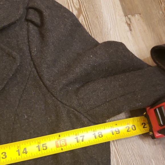 Guess coat - Picture 3 of 12